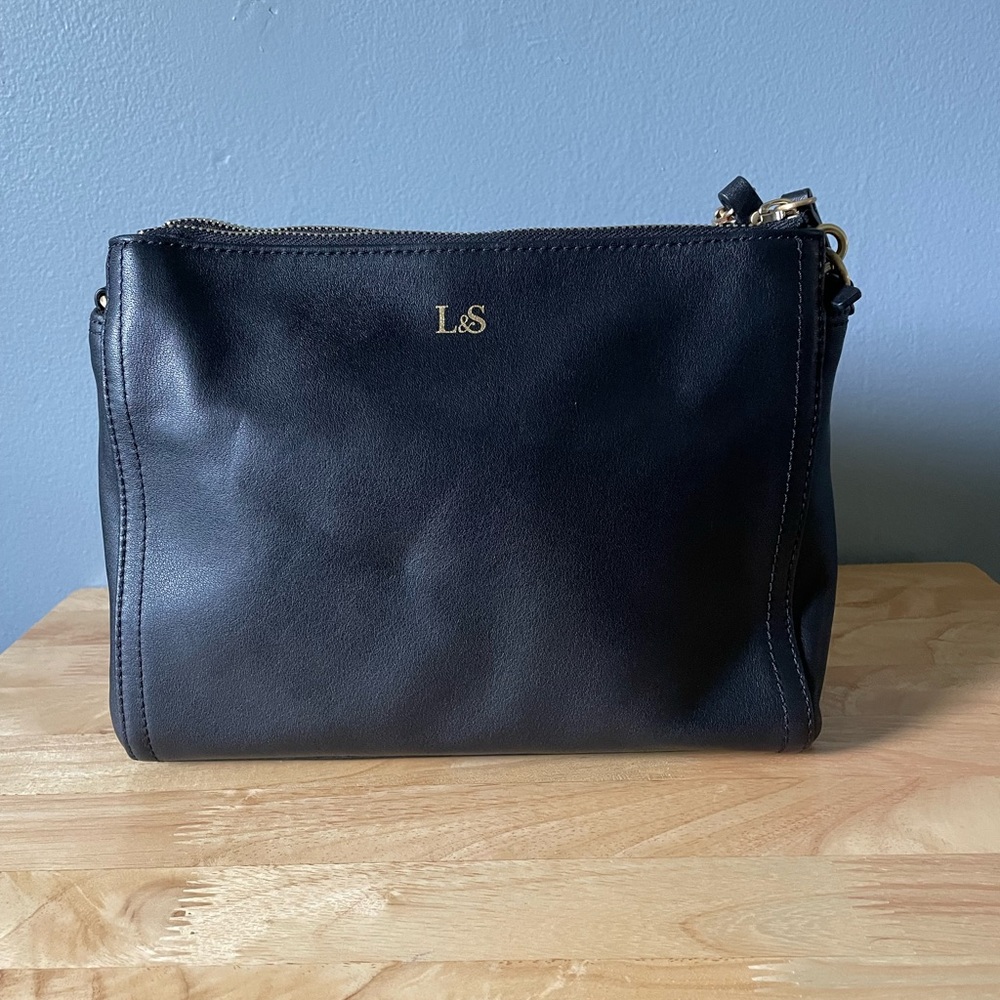 Lo & Sons black leather The Pearl crossbody purse